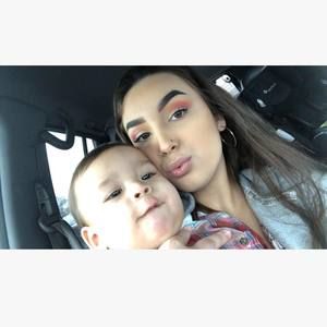 Meet your Posher, Ashley